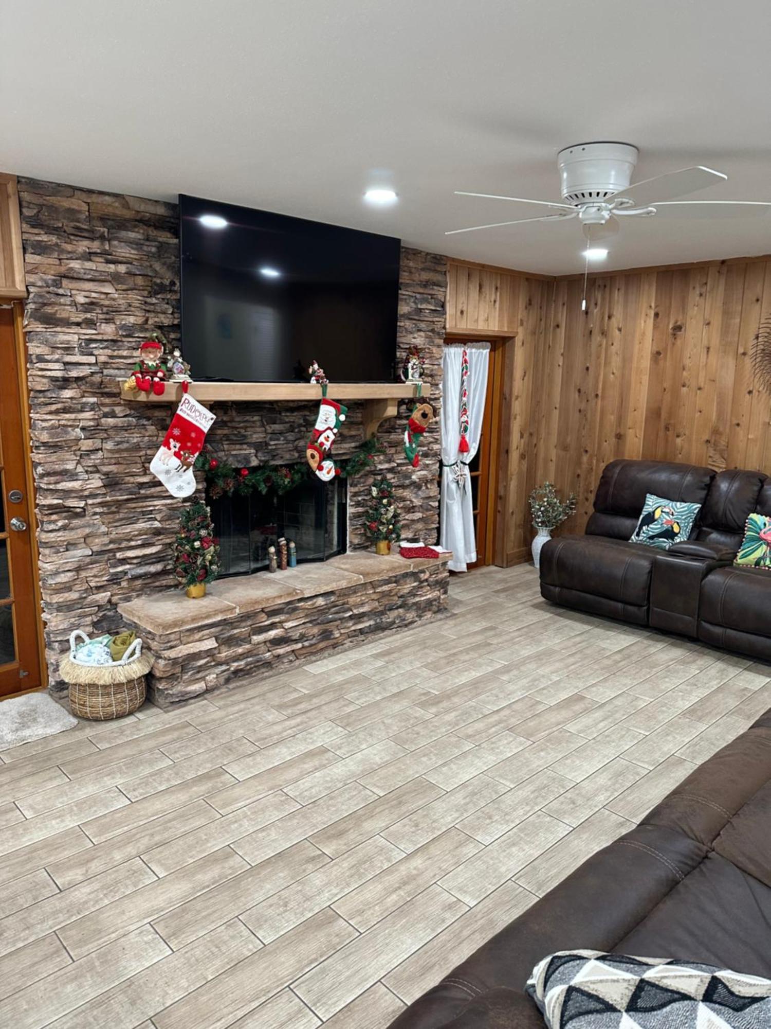 Lake Valrico'S Camelot Court With Heated Pool & Access To Private Lake المظهر الخارجي الصورة